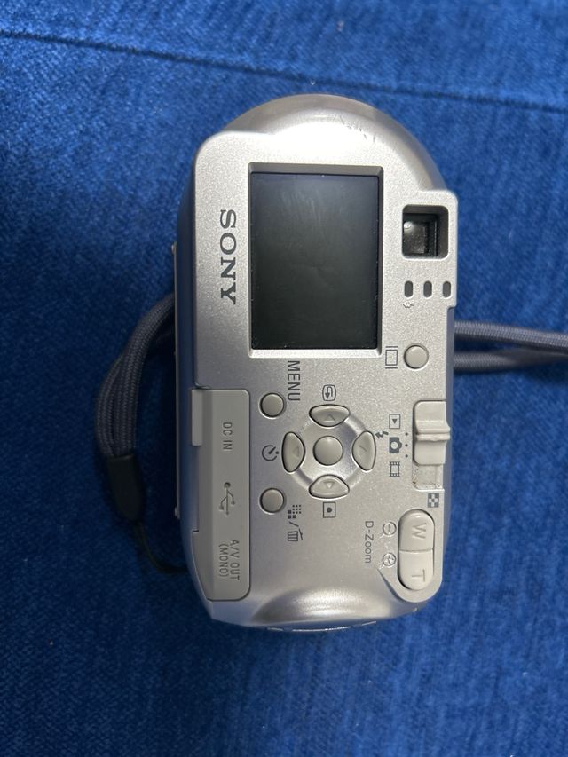 Cámara Digital Sony Cyber-shot 4.1 MP