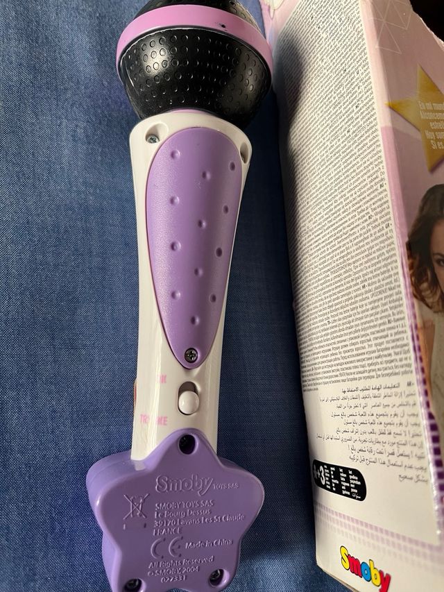 Micrófono Singer Disney Violeta Smoby