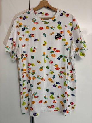 Maglia Nike con grafiche