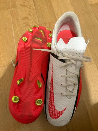 Botas de fútbol Nike Phantom GT
