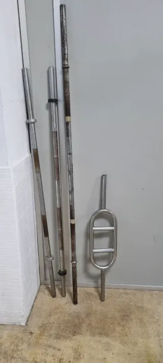 Máquinas de fitness y pesas