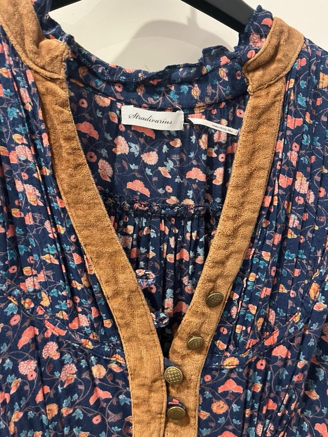 Vestido floral azul marino talla 38