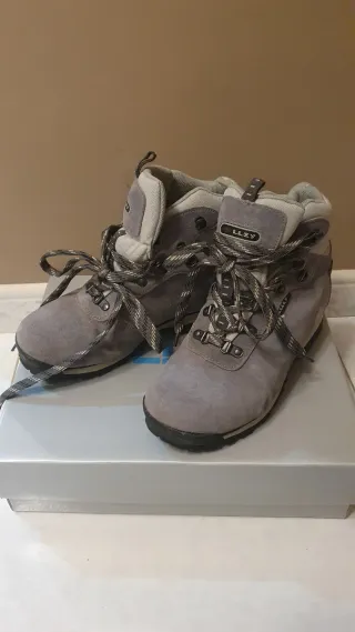 Botas impermeables de treking/nieve grises