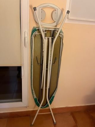 Tabla de planchar plegable
