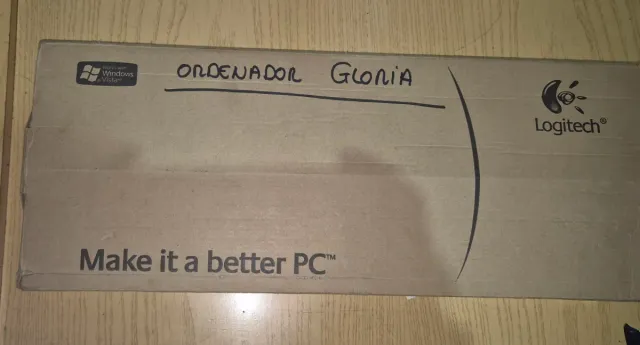 Teclado de ordenador negro