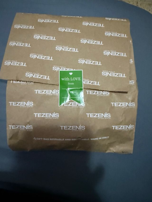 Body manga larga  negra lunares transparente.