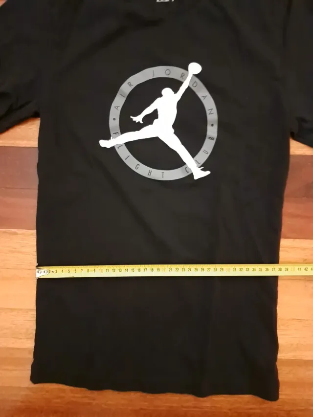 Camiseta Nike Air Jordan Negra