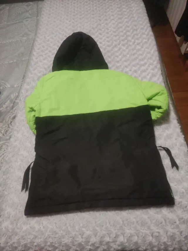 Cazadora-canguro, Anorak Geograph. Talla 12.