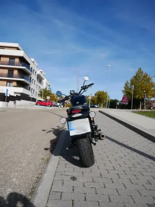 Moto Custom Motron Revolver 125cc - 7000 km