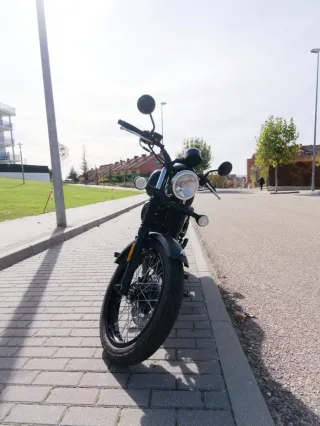 Moto Custom Motron Revolver 125cc - 7000 km