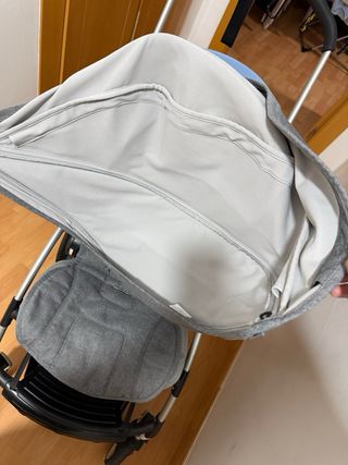 Capota extensible y funda Bugaboo Bee5.