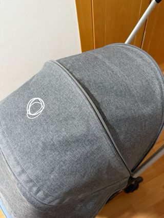 Capota extensible y funda Bugaboo Bee5.
