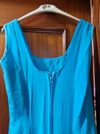 Traje de flamenca azul con volantes hecho a mano