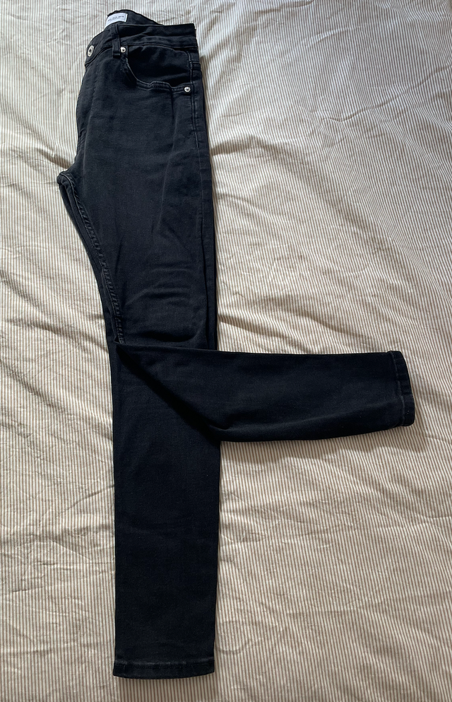 Jeans Bershka Super Skinny Talla 38 Negros