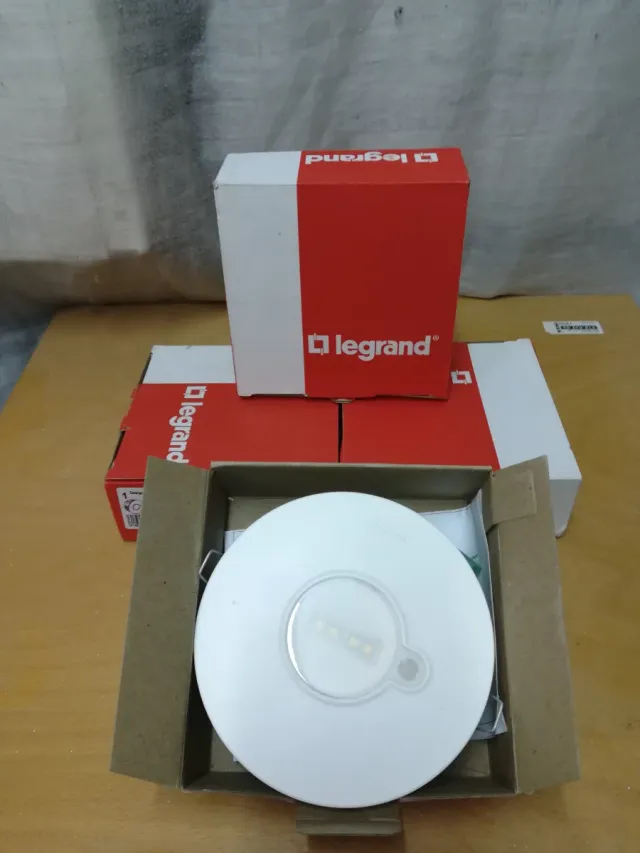 Luces de emergencia redondas Legrand 4 unidades