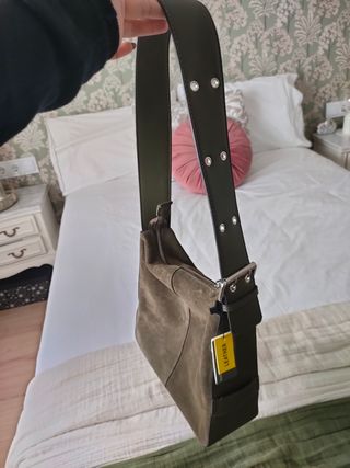 Bolso piel verde caqui Parfois