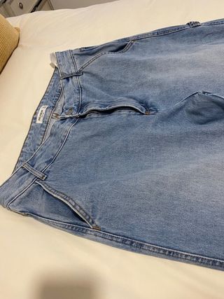 Pantalón vaquero ancho