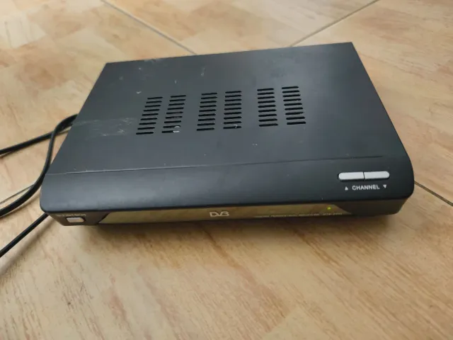 Suntech TDT Digital Terrestrial Receiver
