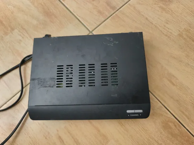Suntech TDT Digital Terrestrial Receiver
