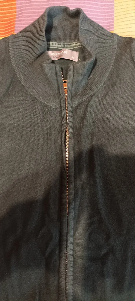 Giubbotto donna con cerniera nera