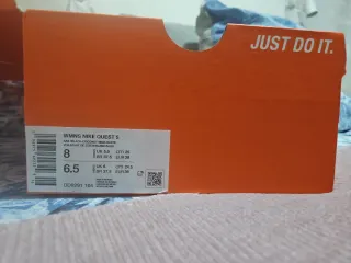 2 pares Zapatillas Nike Quest 5 Blancas Talla 38.5