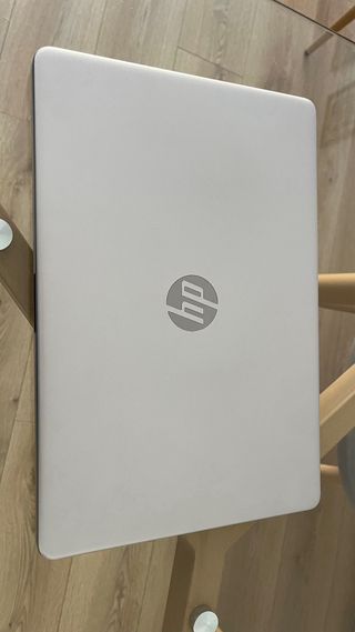 Portátil HP 15s-fq1089ns Plata