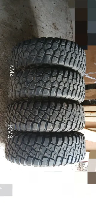 Neumáticos 4x4 KM2 KM3