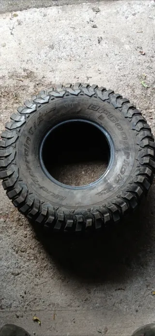 Neumáticos 4x4 KM2 KM3