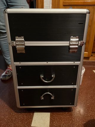 Maletín maquillaje profesional ruedas