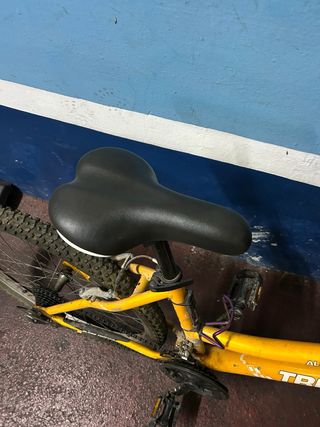 Bicicleta Montaña TRIANGLE Amarilla