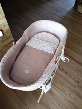 Vestidura para Moisés de mimbre