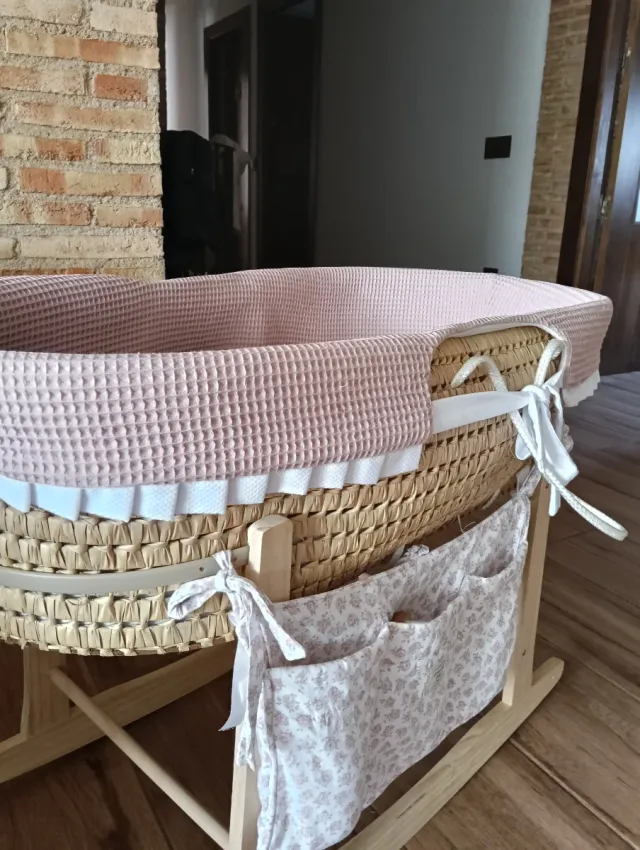 Vestidura para Moisés de mimbre