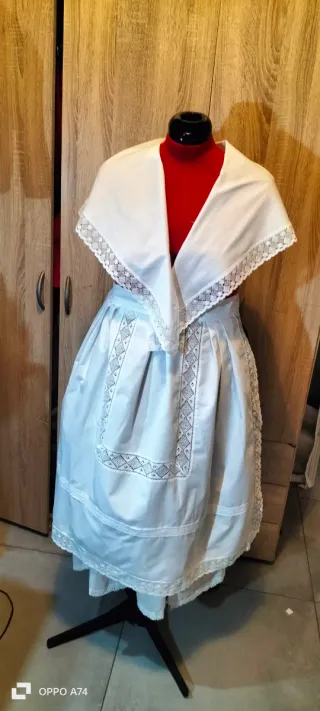 Delantal y pico fallera blanco