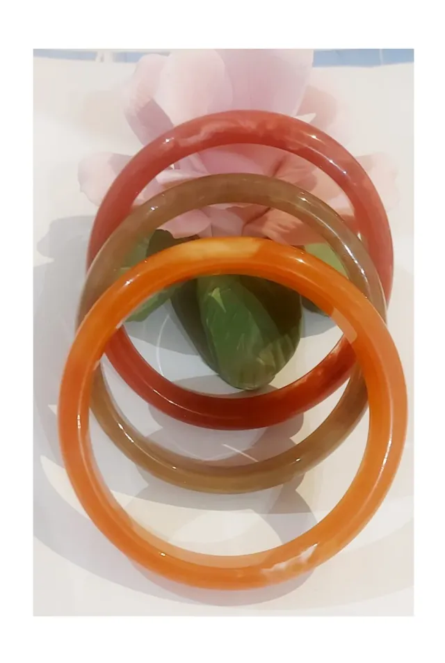 Lote de pulseras y pendientes