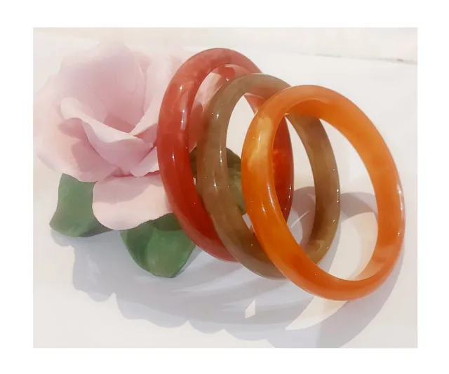 Lote de pulseras y pendientes