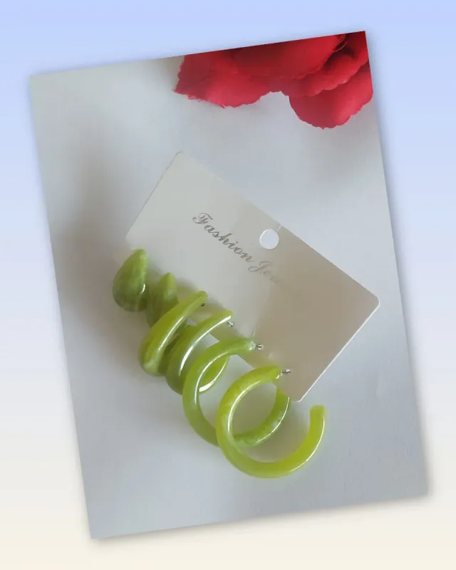 Lote de pulseras y pendientes