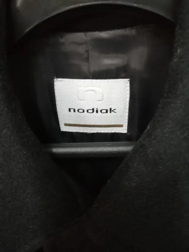 Abrigo Tres Cuartos Nodiak Negro