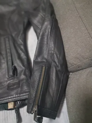 Chaqueta de piel moto mujer