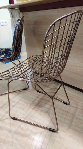 Sillas de diseño metálicas con estampado