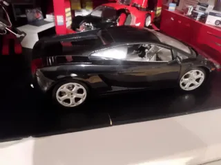 Modellismo Auto Scala 1:18