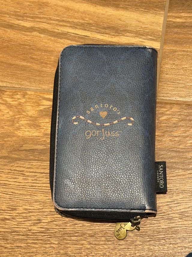Cartera Santoro Gorjuss