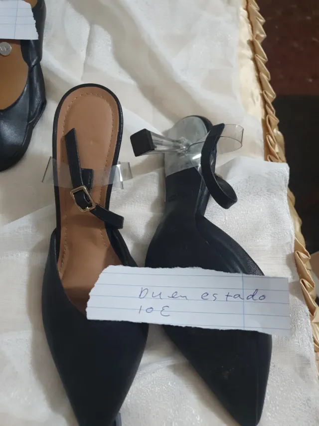 Sandalias Pikolinos negras y beige