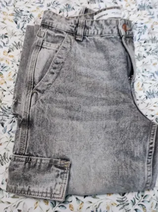 Pantalones cargo grises