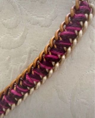 Bracciale artigianale oro e viola
