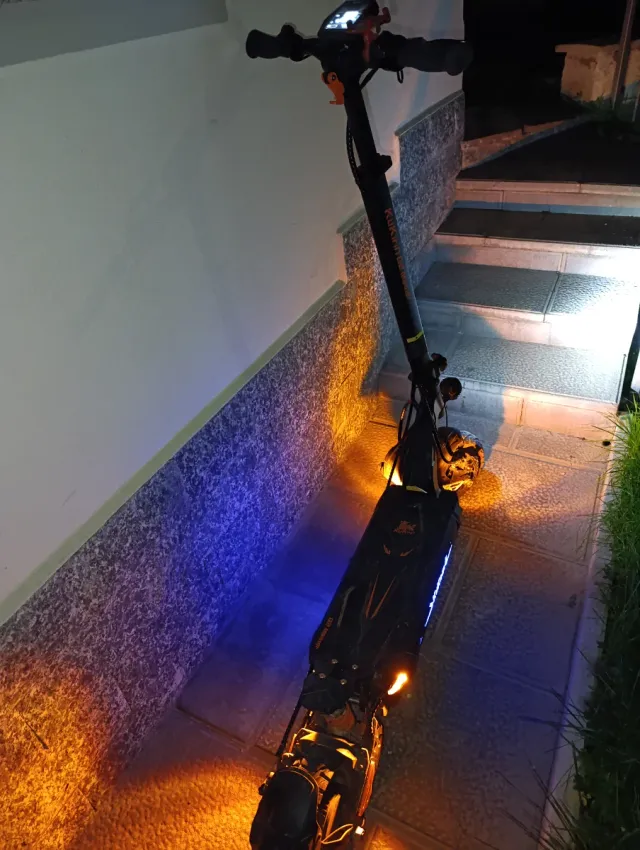 Monopattino Elettrico Kukirin G2 master