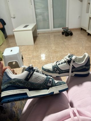 Zapatos Louis Vuitton Blanco y Azul
