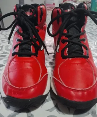 Scarpe Diadora alte rosse