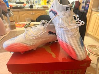 Botas de fútbol Puma blancas talla 46