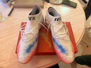 Botas de fútbol Puma blancas talla 46