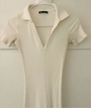 Vestido midi acanalado Zara